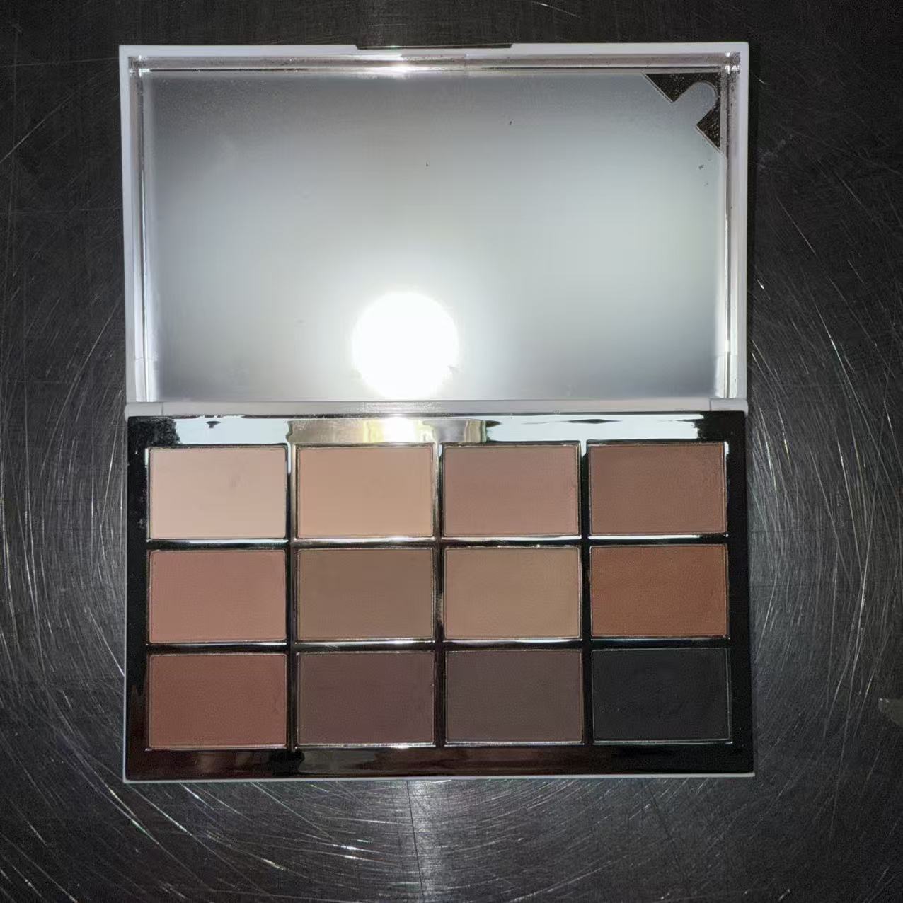 12 Matte Eyeshadow Palette