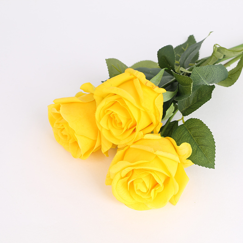 Jaune