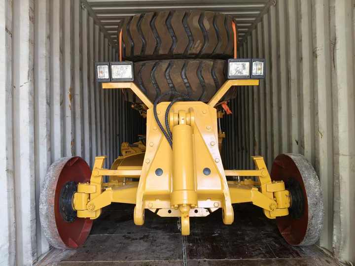 Heavy Duty PY220C Motor Grader with Front Blade and Rear Ripper for Optimal Performance