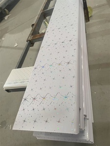 20-25 ס "מ <span class=keywords><strong>pvc</strong></span> לוח ארוך עיצובים נחמדים עבור <span class=keywords><strong>pvc</strong></span> חותמת חם אריחי הדפסה אריחים עם עקשנות טוב מחיר המפעל