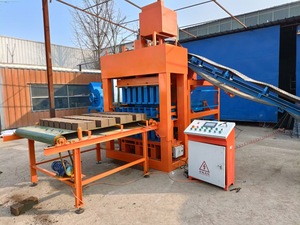 OEM nueva máquina prensadora de ladrillos de arcilla máquina de fabricación de bloques entrelazados - Product Image 4