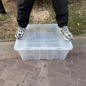 高透明度27加仑/100升垃圾箱加厚聚丙烯材料储存分类储物箱，用于储存工具和衣物