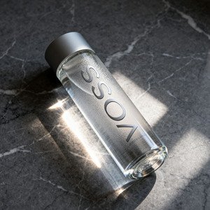 Biểu Tượng Tùy Chỉnh Rỗng 375Ml 500Ml 700Ml 800Ml Thủy Tinh VOSS Chai Nước Với Vít Cap Cho Lạnh Ép Trái Cây Nước Trái Cây Sữa Lạnh Brew - Product Image 5