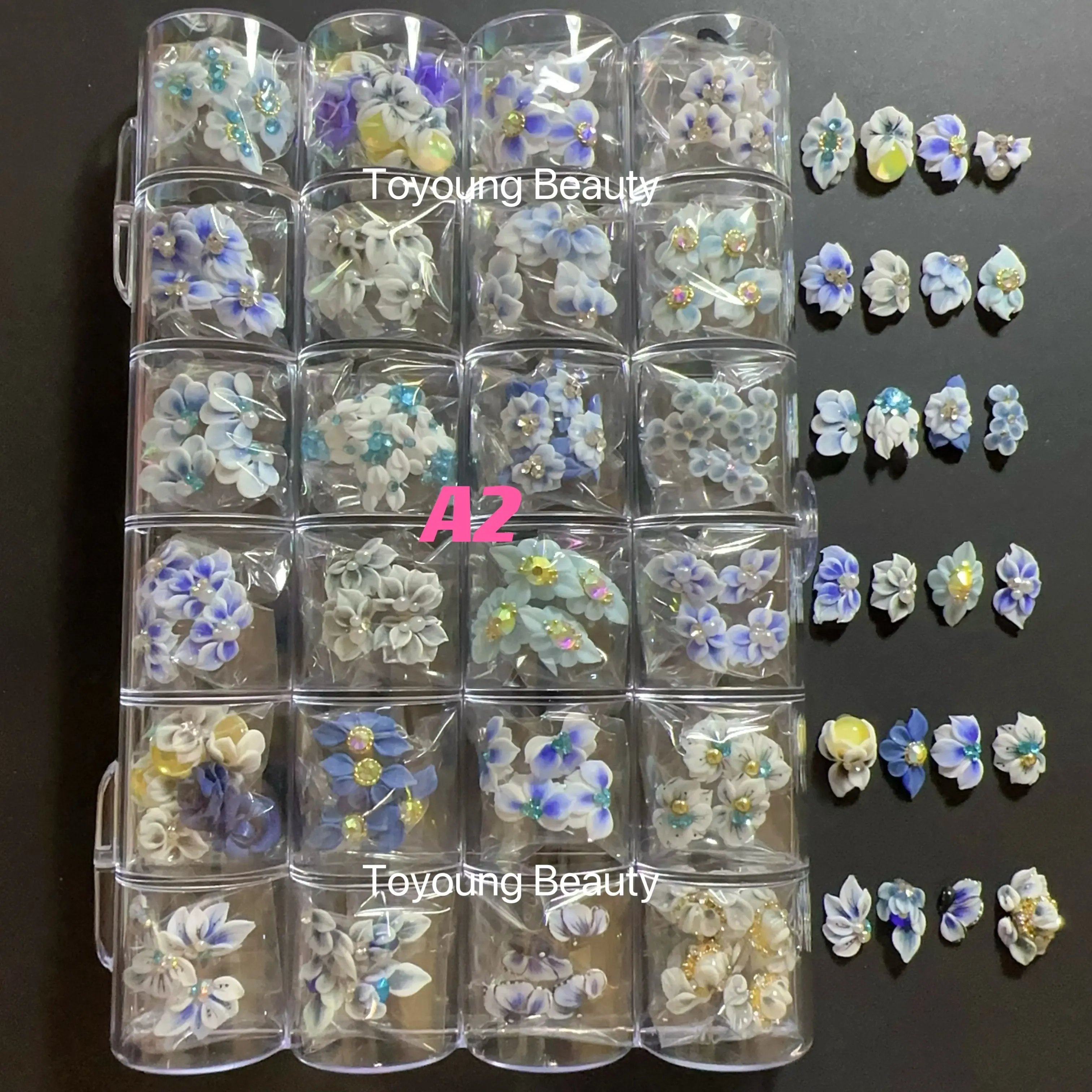 TOYOUNG 100 pezzi Per vassoio a buon prezzo scatola Kawaii fatti a mano Per Nail Art charm adesivi decorativi natalizi 3D acrilico Nail Flowers