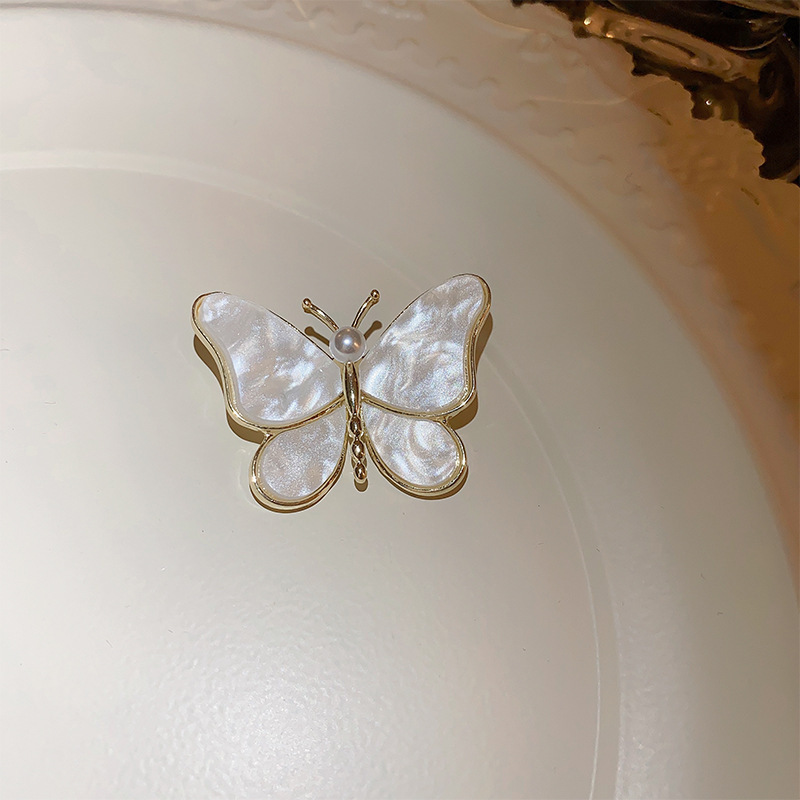 13# broche-Papillon blanc