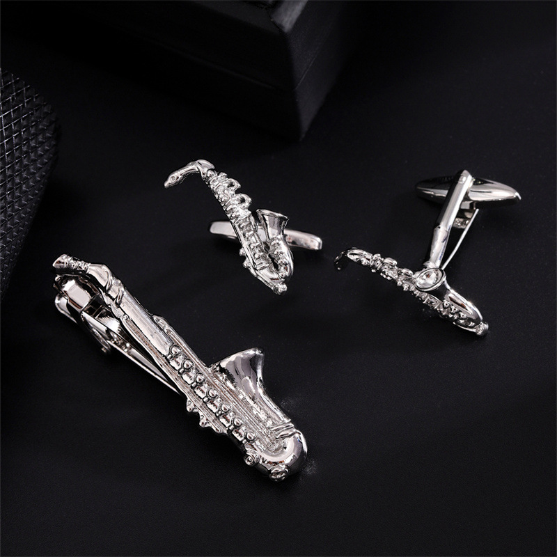 Set da tre pezzi per sassofono in argento