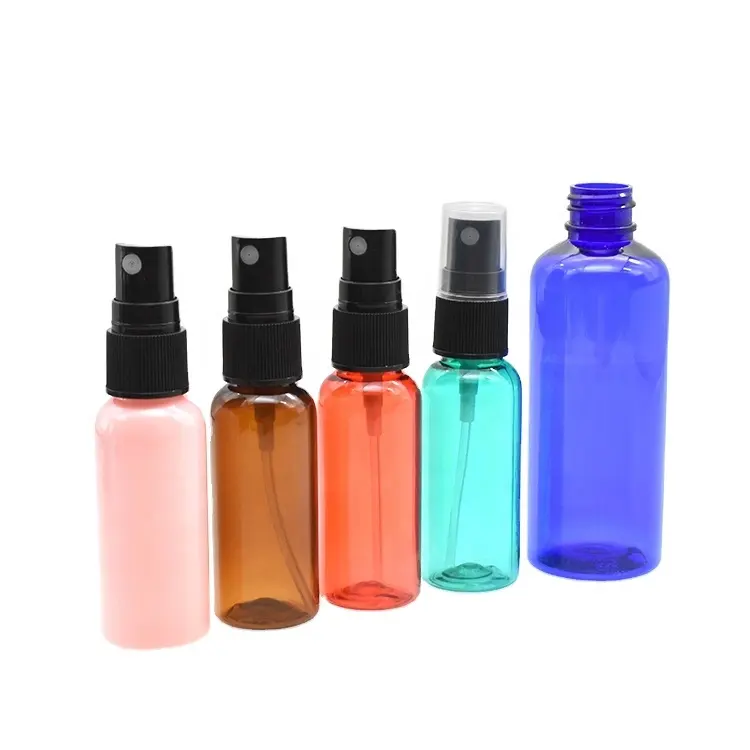 Op Voorraad Lege Cosmetische Parfum Mist Plastic Verpakking Spuitfles Blauw Groen Amber Plastic Fles Met Fijne Mistsproeierpomp