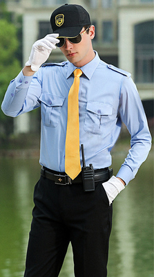 Blue long sleeve shirt without tie