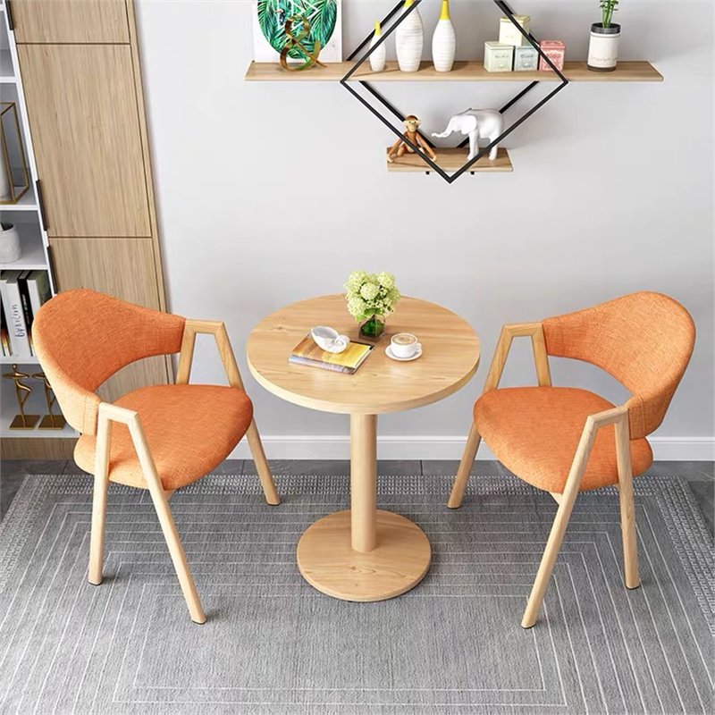 Table ronde 60cm orange clair avec 2 chaises en tissu