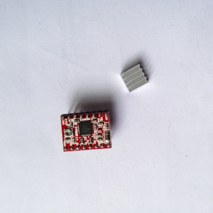 Reprap passo passo del driver del motore modulo motore modulo di A4988 verde con dissipatore di calore in alluminio rosso - Product Image 2