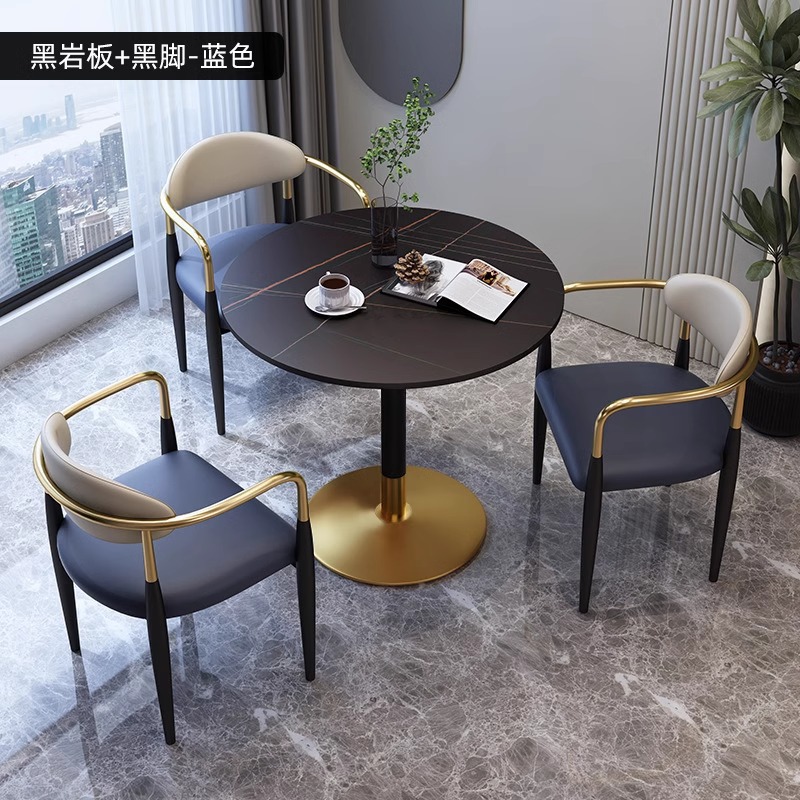 Table noire 80 cm avec pieds bicolores + 3 chaises bleues