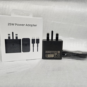 Fabrika doğrudan 25W <span class=keywords><strong>USB</strong></span> C duvar şarj 3-Leg adaptörü tipi C şarj kiti PD GAN OVP Samsung Samsung S24 S23 Ultra dizüstü bilgisayarlar için
