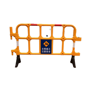 Đường cao tốc đường hàng rào di động nhựa có thể tháo rời an toàn hàng rào hàng đợi chướng ngại vật cho sân bay đường lan can giao thông hàng rào mua - Product Image 1