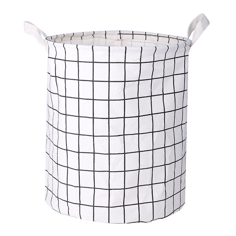 À carreaux blancs