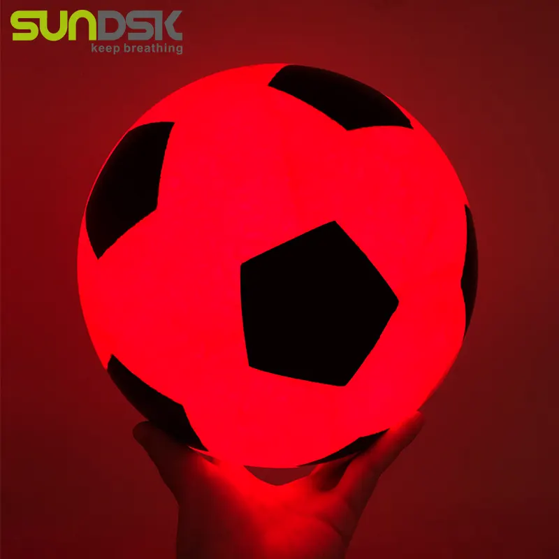 Logo kustom bola sepak bola menyala dalam gelap berpendar led bola karet ukuran 5 4