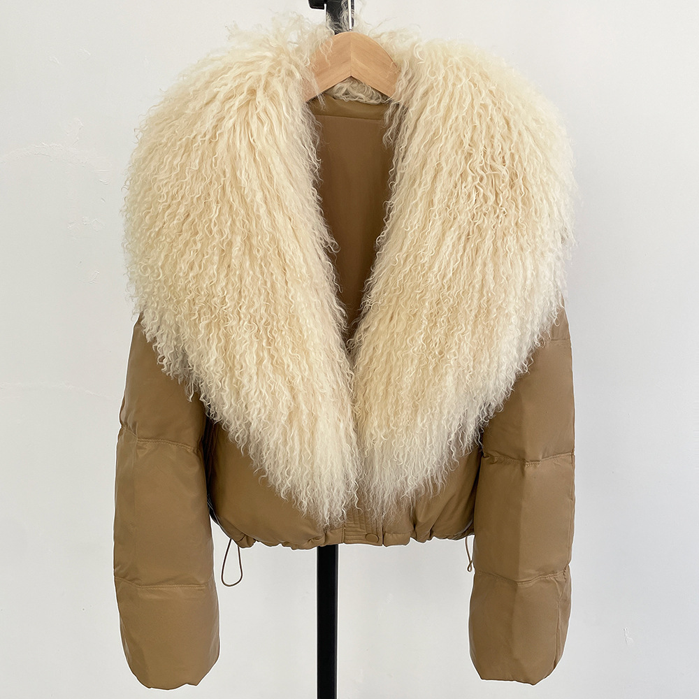 Kaki + beige