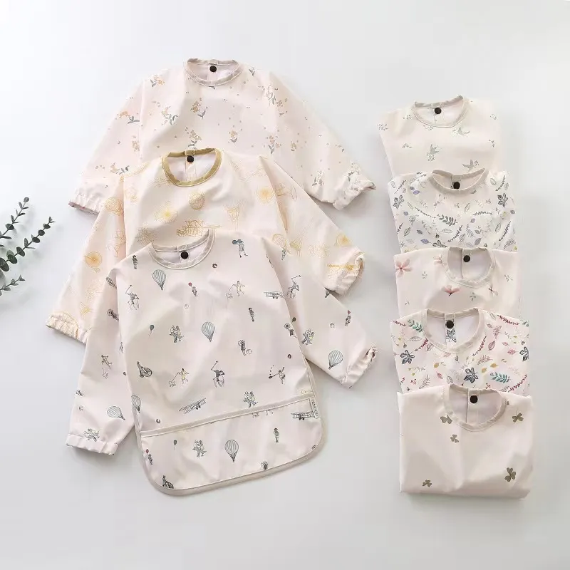 Nouveau bavoir pour bébé, mignon, imperméable, tablier à manches longues, fleurs de dessin animé, pour enfant, allaitement, couverture, produits pour bébé