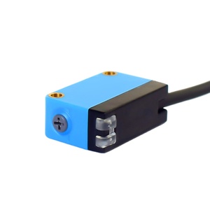 Sensor fotoeléctrico láser de reflexión difusa de dispersión ajustable para detectar objetos grandes con distancia de detección - Product Image 1