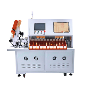 Clasificador automático de prueba de batería Clasificador para paquete de batería cilíndrica Máquina clasificadora de batería - Product Image 1