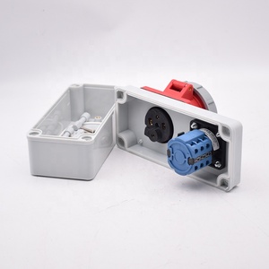 Ileri ve geri anahtarı 16A 3 fazlı Motor geri dönüş ileri evrensel transfer soketi anahtarı - Product Image 3