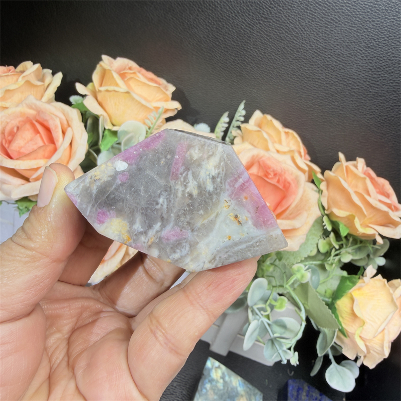 Tourmaline rose