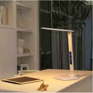 โคมไฟตั้งโต๊ะขนาดเล็กดีไซน์ทันสมัยเพื่อการเรียนรู้ในสำนักงาน - Product Image 5