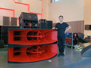 Sistema di array line line array professionale torre a traliccio per altoparlanti line array a 3 vie - Product Image 4