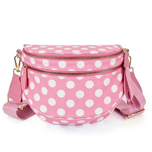 حقيبة كتف وحقيبة خصر مخصصة للجنسين بنمط كرتوني لطيف مصنوعة من مادة الأكسفورد مع إغلاق بالسحاب ومقاومة للماء حسب تصميمك - Product Image 3