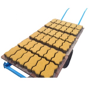 Máquina de procesamiento de bloques de enclavamiento automático, QTJ4-24 de línea de procesamiento de ladrillos de cemento hueco - Product Image 5