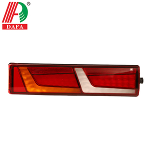 10機能LEDトラックリアコンビネーションライト12-24V E4-approval - Product Image 2