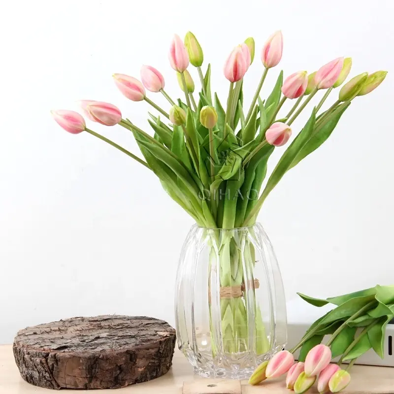 QiHao Atacado Tamanho Pequeno Botão de Flor Bouquet Tulip Real Toque De Plástico Falso Artificial para Decoração de Casamento Em Casa