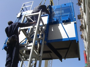 具有紧凑型结构的建筑材料升降机，具有CE和EAC证书的建筑提升机 - Product Image 4
