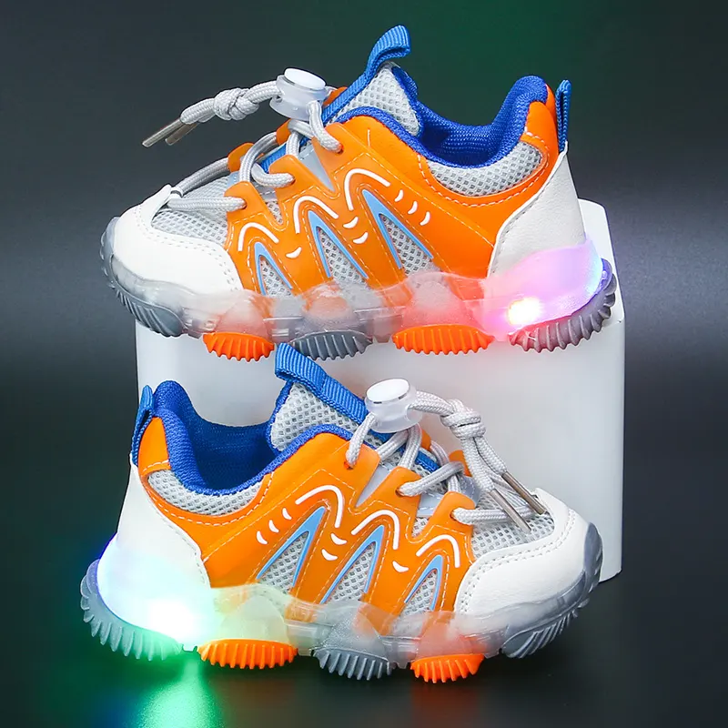 OEM ve ODM üretici özel tasarım moda çocuklar rahat spor ayakkabı LED ışık çocuk kız çocuklar için ayakkabı yanar