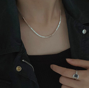 K-tarzı Ins soğuk tarzı küçük kare kolye Link zinciri ve geometrik desen ile kişiselleştirilmiş Retro klavikula zinciri - Product Image 2
