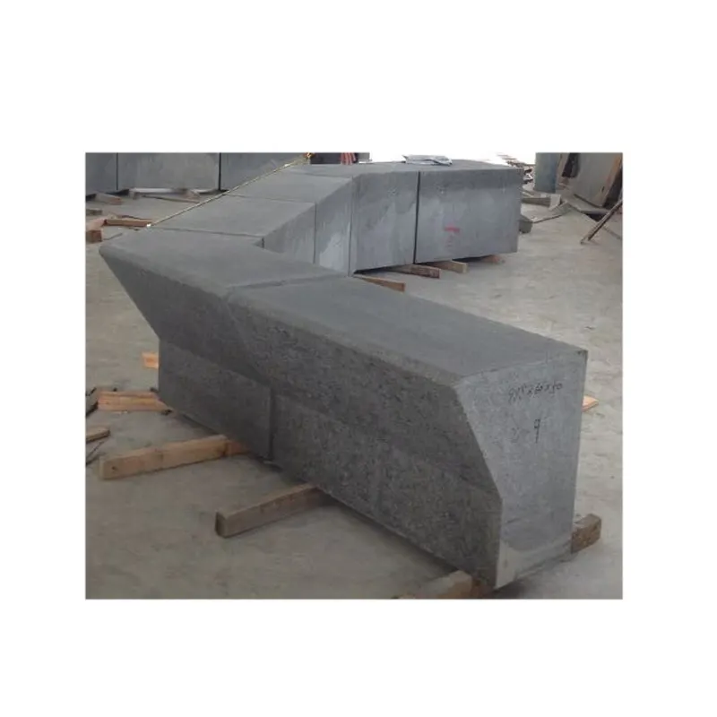 Shandong Stone Grey Black Granite Precios por M2 Road Paving Stone Kerbstone Curbstone