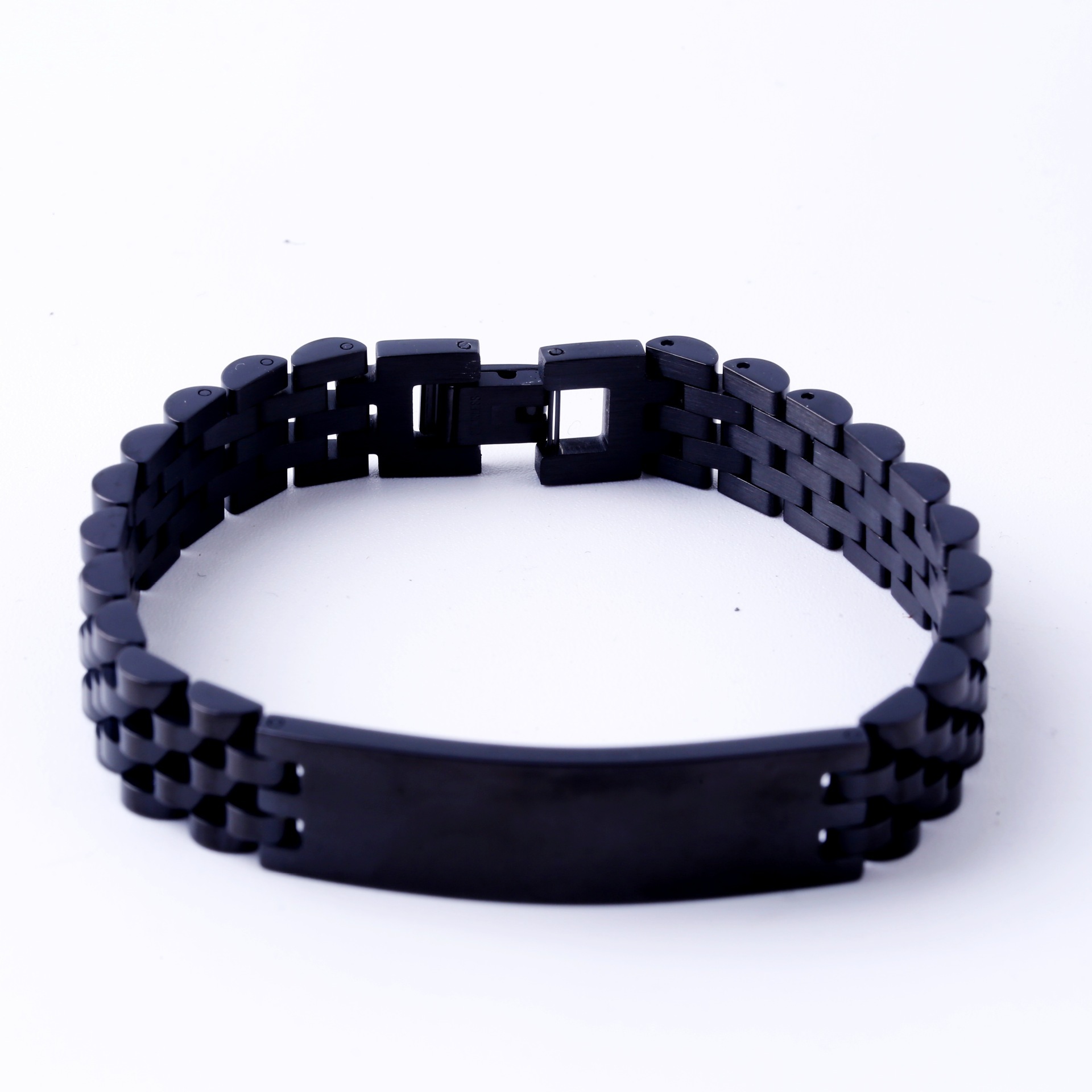 Black-5 buttons-12 mm