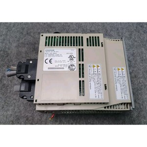 SGDH-05DE-OY servomotore AC nuovo nella scatola con PLC PAC e servomotore YASKAWA controller dedicati - Product Image 6