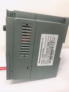 Entrada monofásica y salida trifásica 110V Inversor solar 0.75KW Frecuencia Vfd solar para bomba de agua - Product Image 3