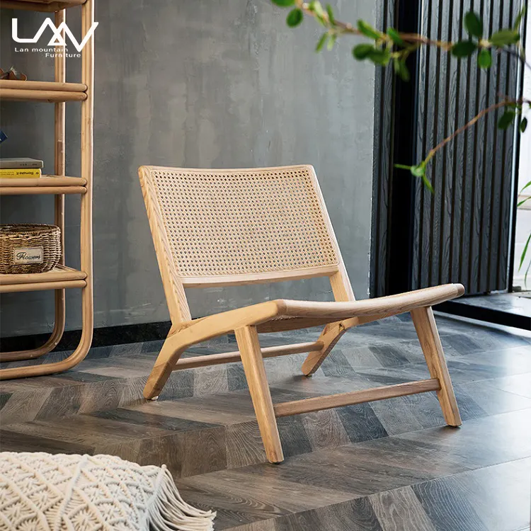 नॉर्डिक शैली रतन गन्ना ठोस लकड़ी रेस्तरां कोच कैफे फ्रेंच प्राकृतिक रतन लकड़ी रतन विकर फर्नीचर आराम कुर्सी