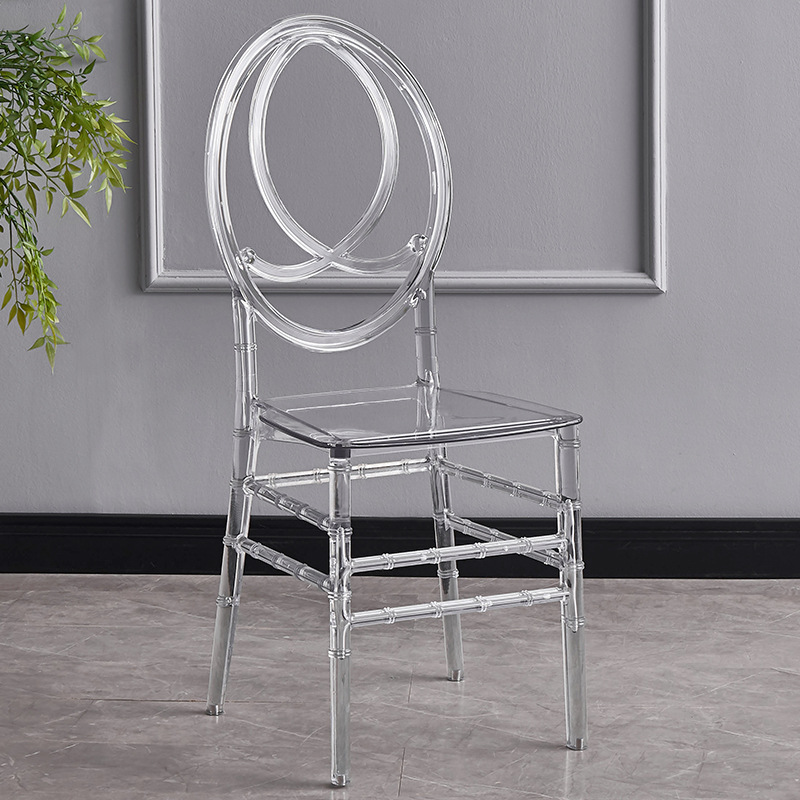 Chaise phénix transparente