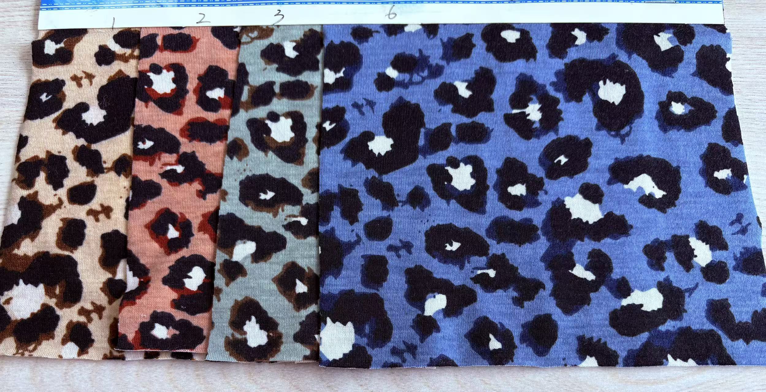 guépard 4# MOQ 50 ensembles par couleur
