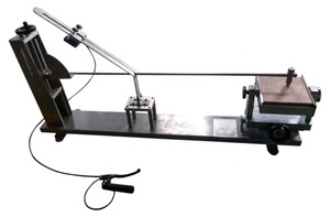 Máquina de prueba de impacto de péndulo Charpy con pantalla LCD Digital y electrónica para pruebas de aceite y tracción 1 año de garantía - Product Image 5