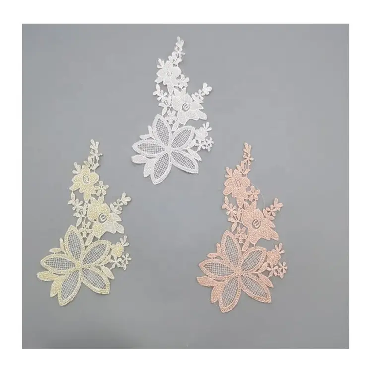 Nuovo design bellissimo fiore 3D colletto in pizzo ricamato tinto solubile in acqua giallo chiaro