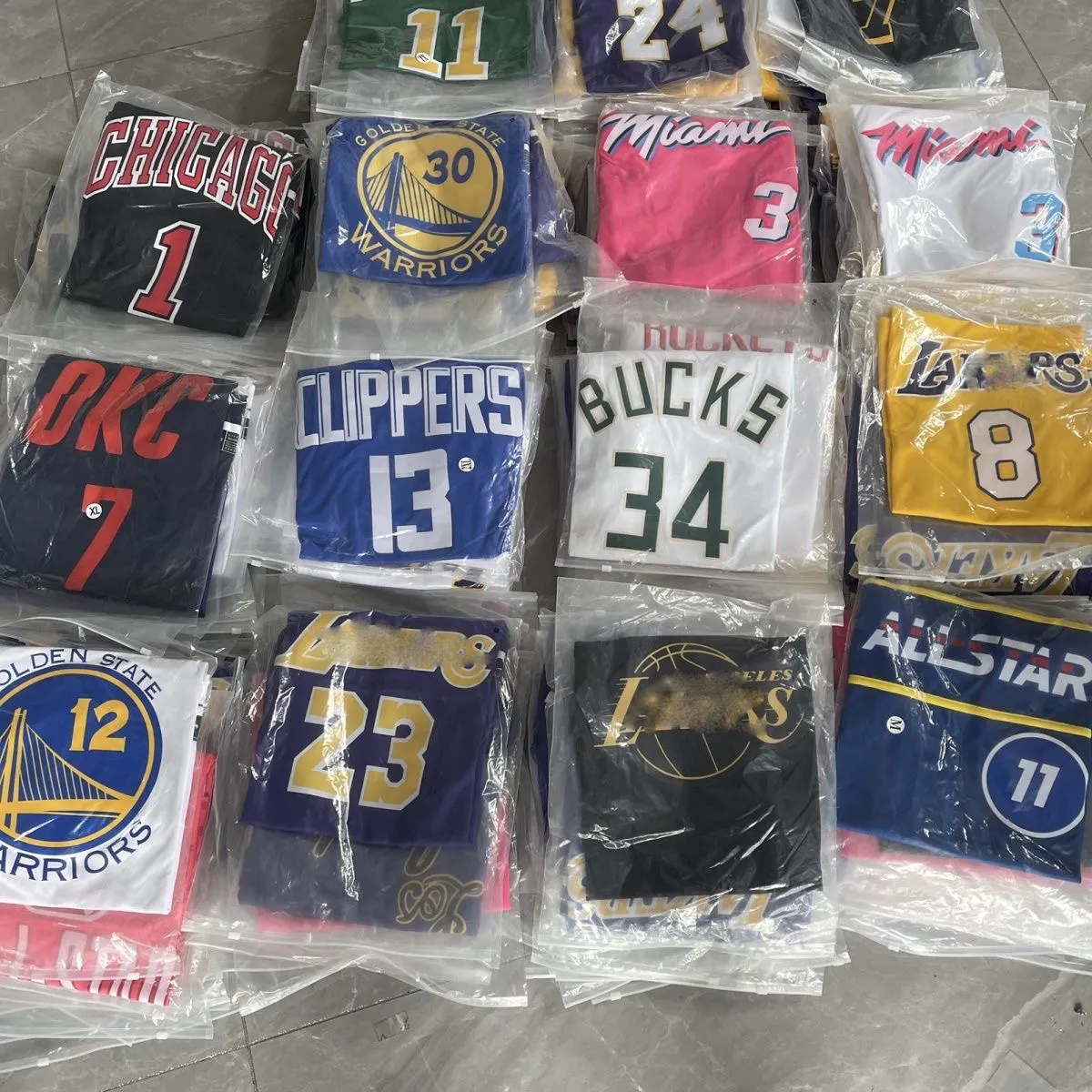 Clear stock custom Basketball Jerseys 30 Curry 23 Michael James Harden Iverson Stitched Basketball Jersey 30 Stephen Curry