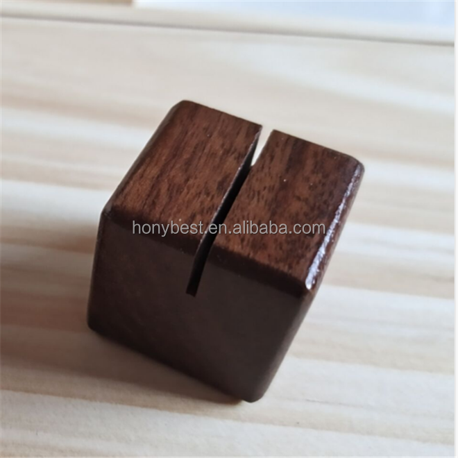 Vernis couleur noyer