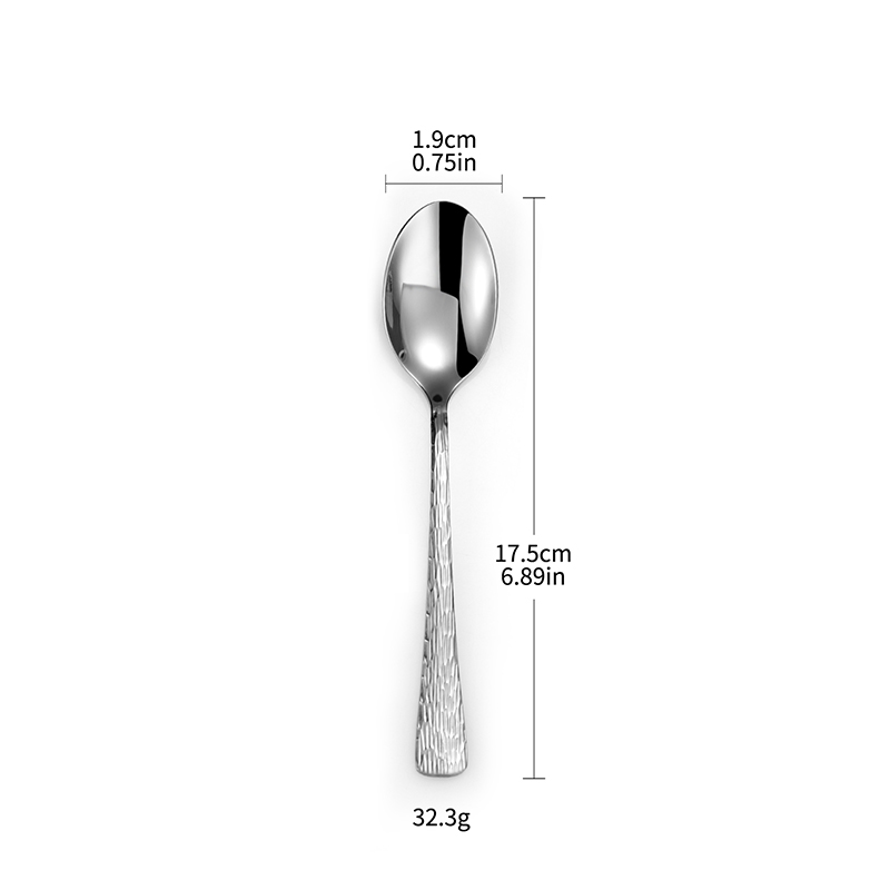 Cuillère à dessert en argent