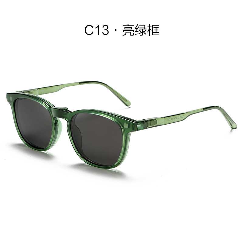 C13