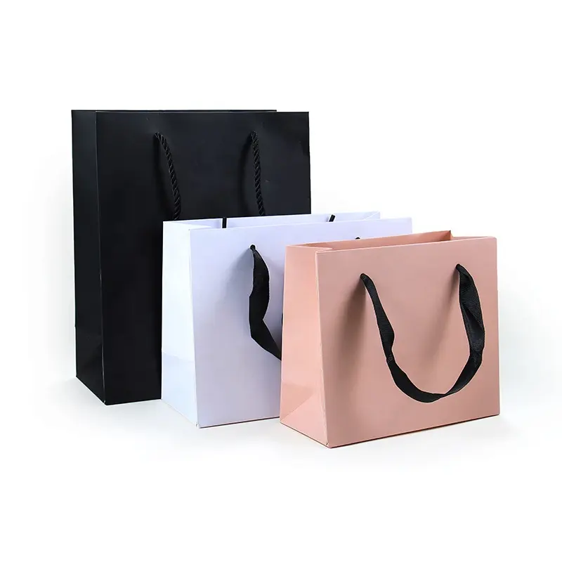 FSDファクトリーカスタム厚手バッグあなたのロゴを印刷卸売マット紙バッグハンドル付きリサイクル可能なショッピングジュエリーバッグ