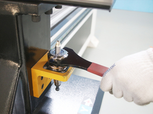 New Versatile <strong>Multi</strong>-<strong>functional</strong> <strong>ATC</strong> <strong>CNC</strong> <strong>Router</strong> Machine with Oscillating Knife and CCD for Small Workshops Source Factory Cheaper - Product Image 4
