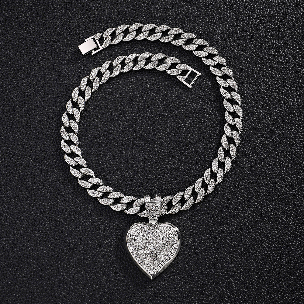 3047 silver